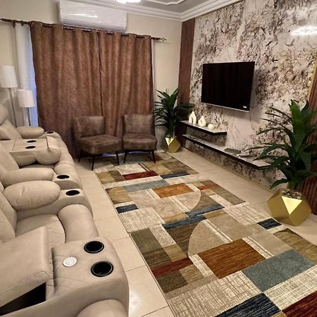 Luxurious Vip Apartment In Madinaty Furnished With High End Hotel Furniture Eksteriør bilde
